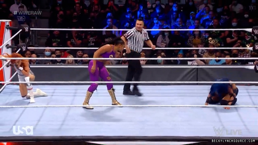 beckyraw20211011_00_10_30_00_Still986.jpg