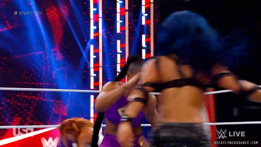 beckyraw20211011_00_10_31_15_Still989.jpg