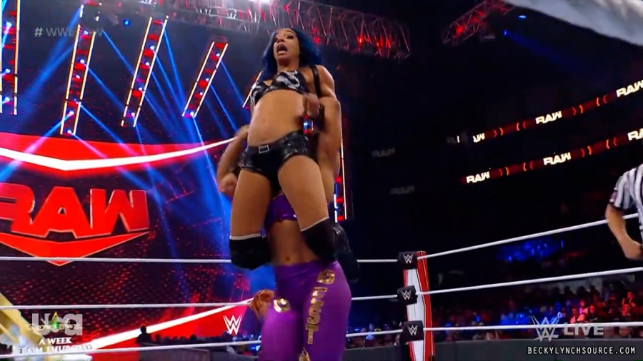 beckyraw20211011_00_10_35_00_Still992.jpg