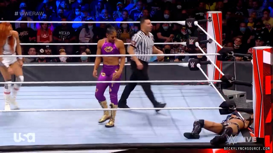 beckyraw20211011_00_10_41_15_Still996.jpg