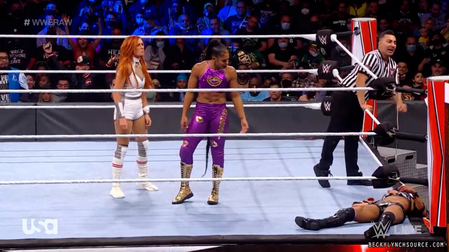 beckyraw20211011_00_10_44_00_Still1001.jpg