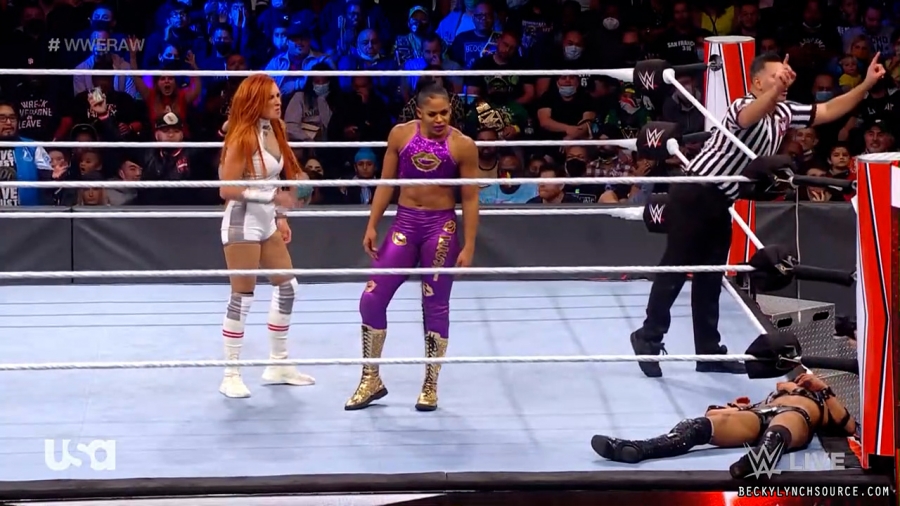 beckyraw20211011_00_10_44_15_Still1002.jpg