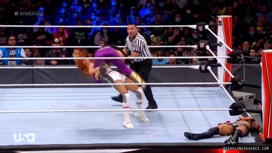 beckyraw20211011_00_10_47_15_Still1008.jpg