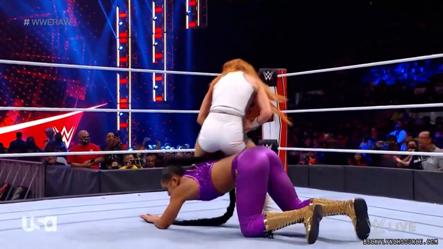 beckyraw20211011_00_10_56_15_Still1025.jpg