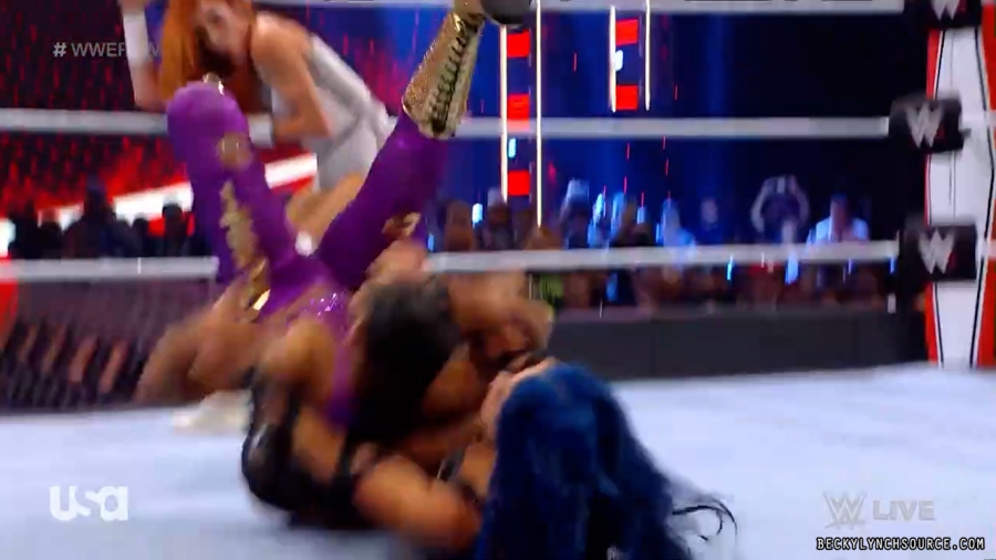 beckyraw20211011_00_11_12_15_Still1057.jpg