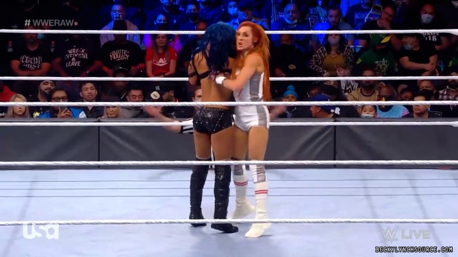 beckyraw20211011_00_11_34_15_Still1098.jpg