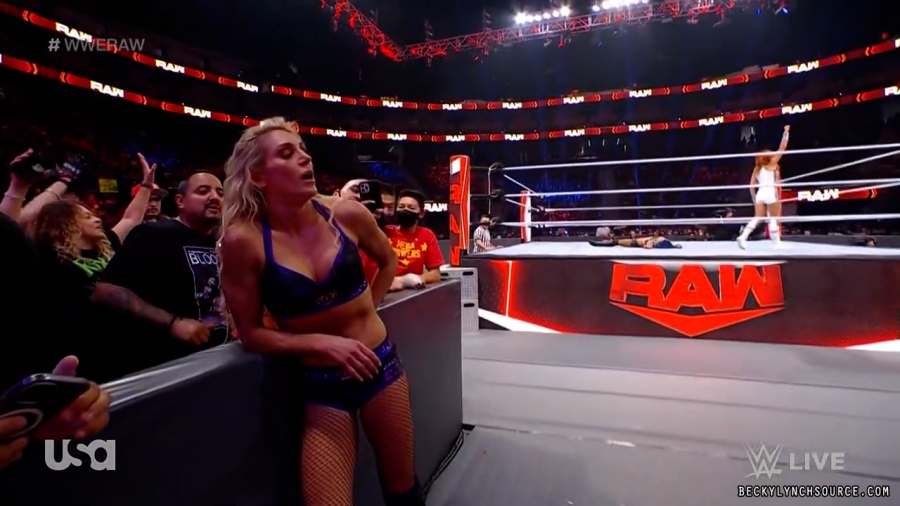 beckyraw20211011_00_11_53_15_Still1132.jpg