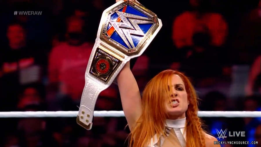 beckyraw20211011_00_12_07_15_Still1152.jpg