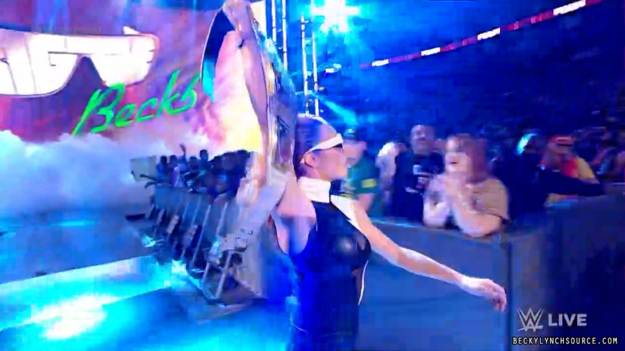 beckyraw20211025_00_00_27_15_Still048.jpg