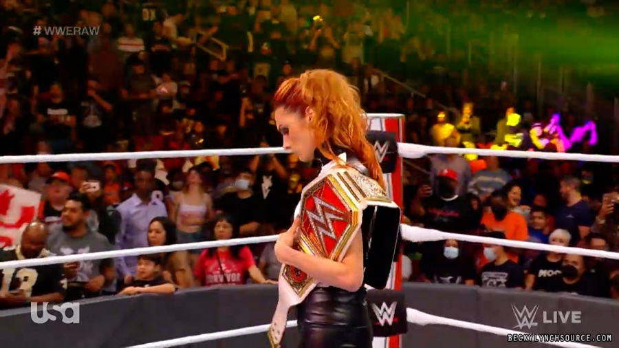 beckyraw20211025_00_03_37_00_Still411.jpg