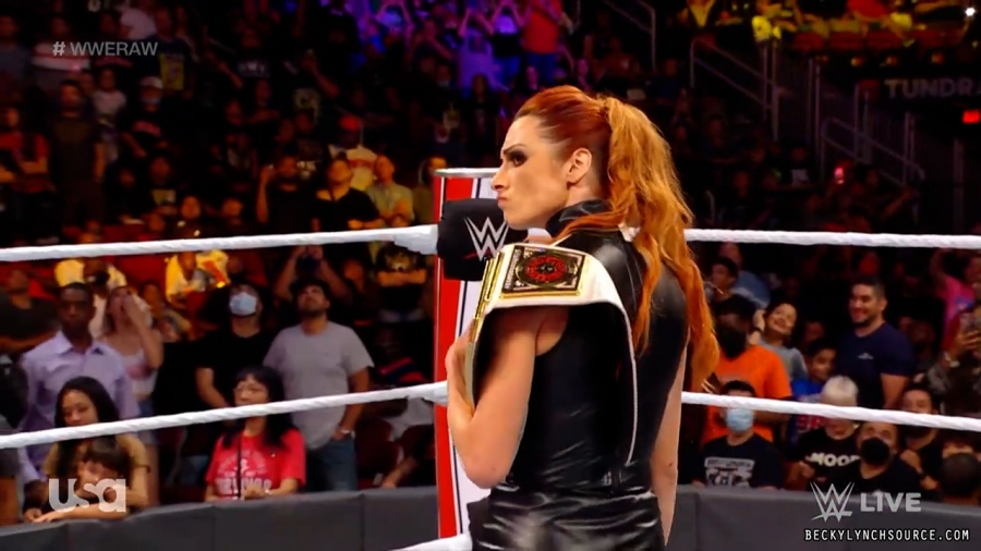 beckyraw20211025_00_03_50_00_Still417.jpg