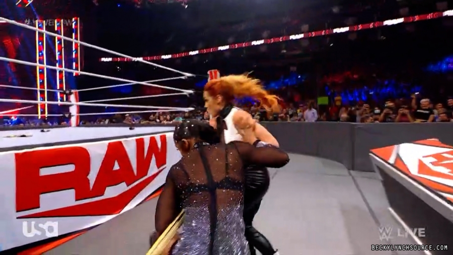 beckyraw20211025_00_10_05_15_Still829.jpg