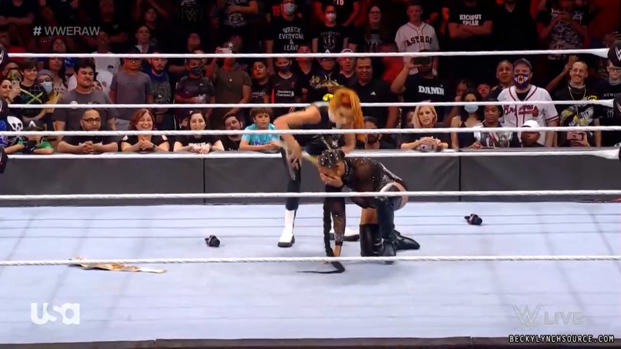 beckyraw20211025_00_10_40_00_Still898.jpg
