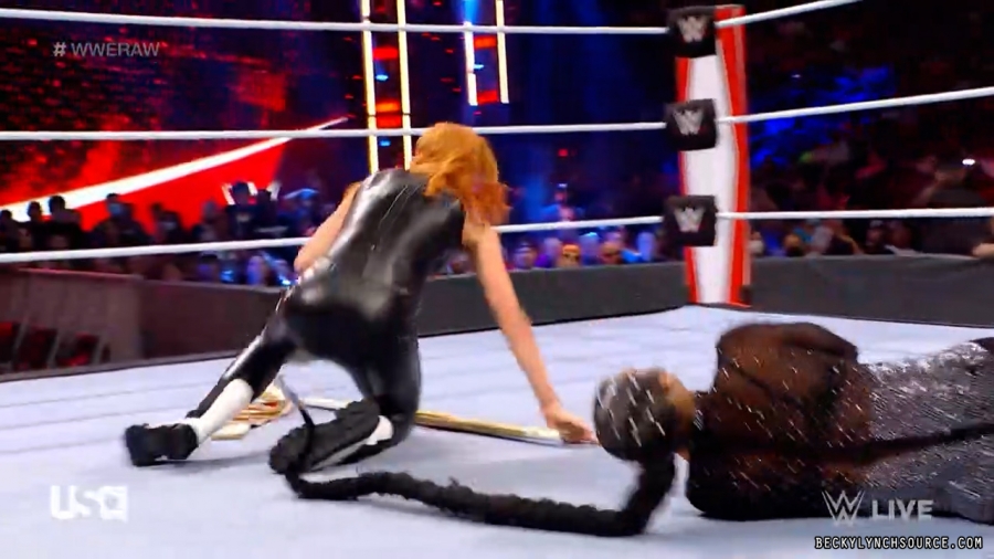 beckyraw20211025_00_10_44_15_Still907.jpg