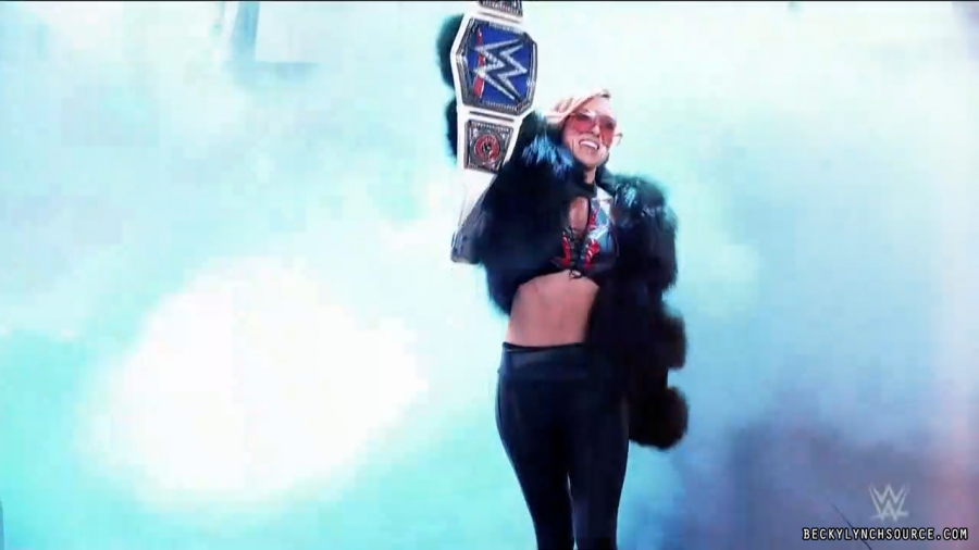 beckyraw20211101_00_00_12_15_Still019.jpg