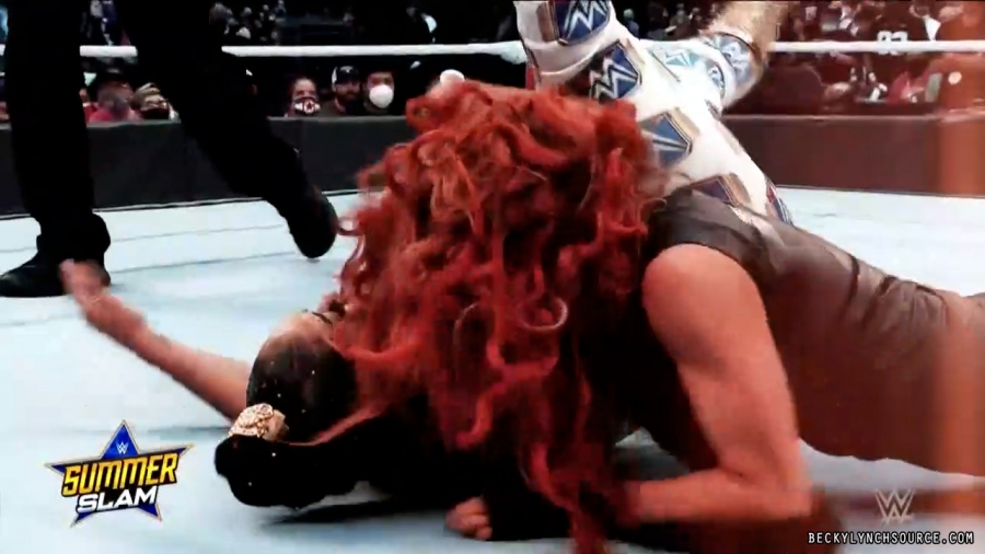 beckyraw20211101_00_00_21_00_Still035.jpg