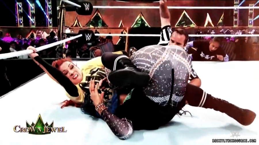 beckyraw20211101_00_00_24_15_Still040.jpg