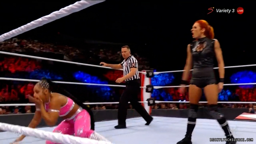beckyraw20211101_00_09_15_00_Still607.jpg