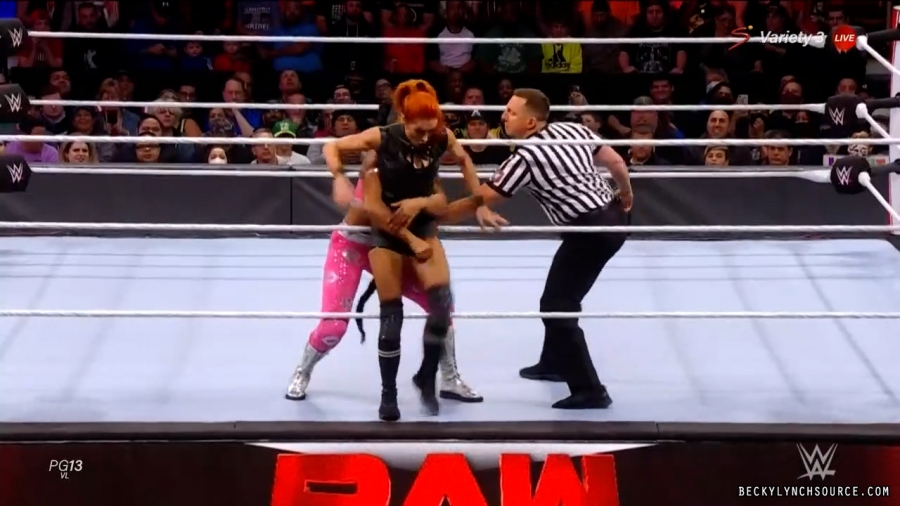 beckyraw20211101_00_09_27_15_Still629.jpg