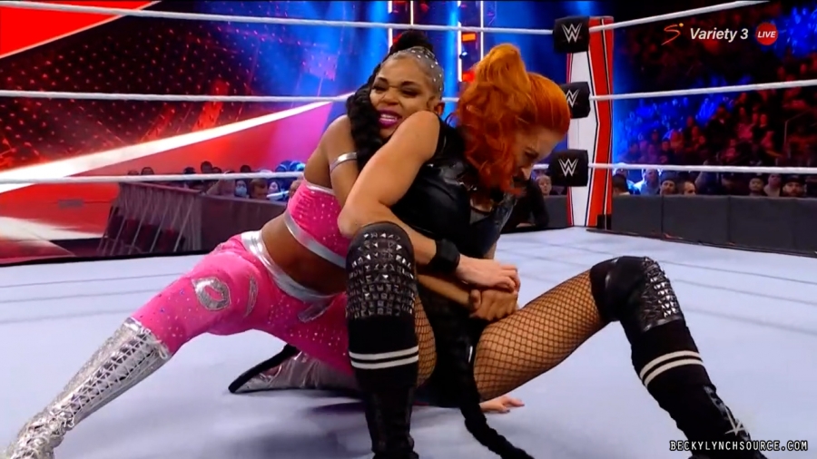 beckyraw20211101_00_09_39_00_Still652.jpg