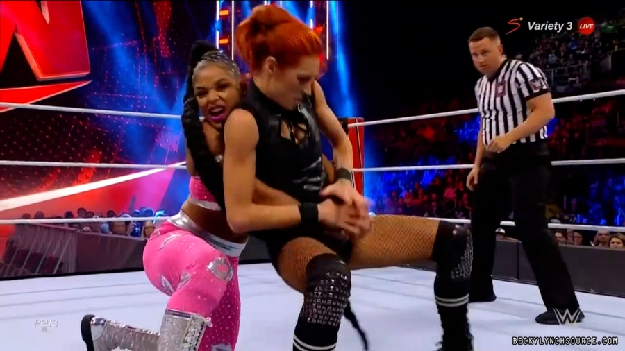 beckyraw20211101_00_09_43_15_Still661.jpg