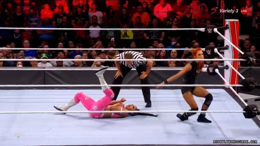 beckyraw20211101_00_12_54_15_Still1018.jpg
