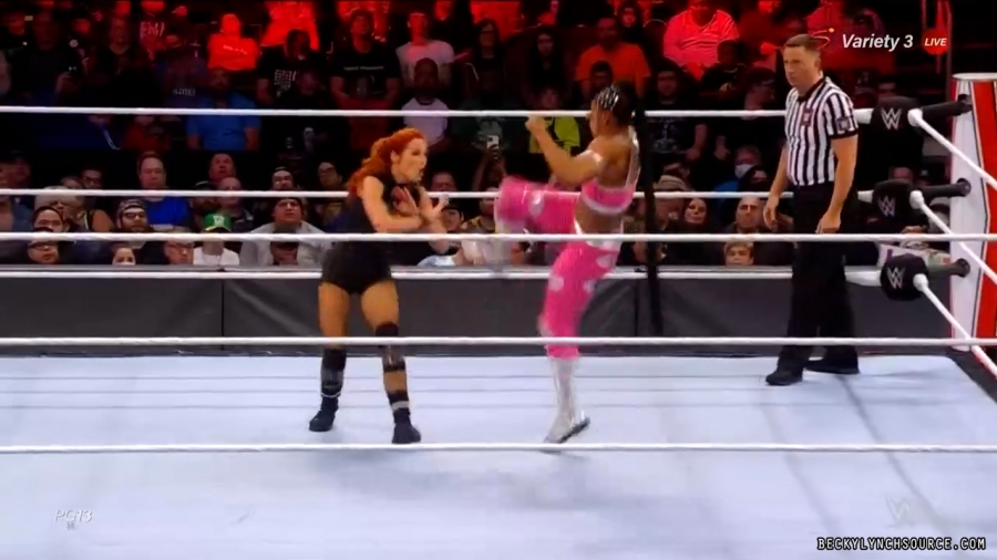 beckyraw20211101_00_13_23_15_Still1072.jpg