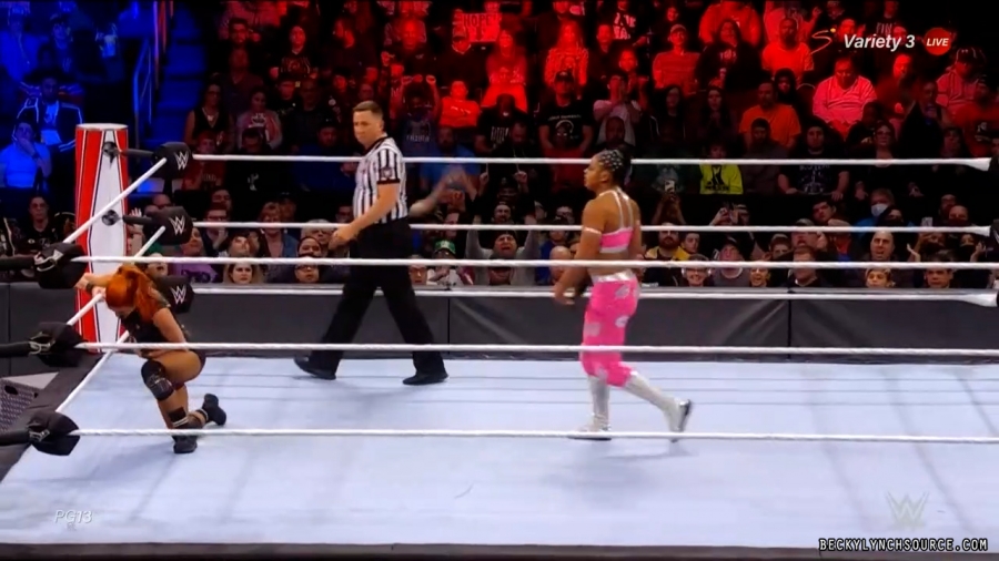 beckyraw20211101_00_13_31_15_Still1087.jpg