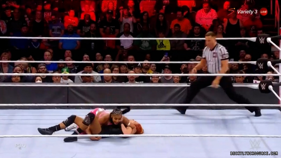 beckyraw20211101_00_13_55_15_Still1135.jpg