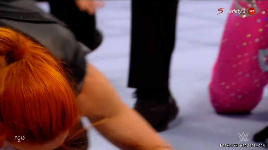 beckyraw20211101_00_14_06_15_Still1145.jpg