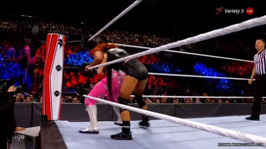 beckyraw20211101_00_14_28_00_Still1177.jpg