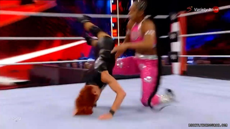 beckyraw20211101_00_14_37_00_Still1195.jpg