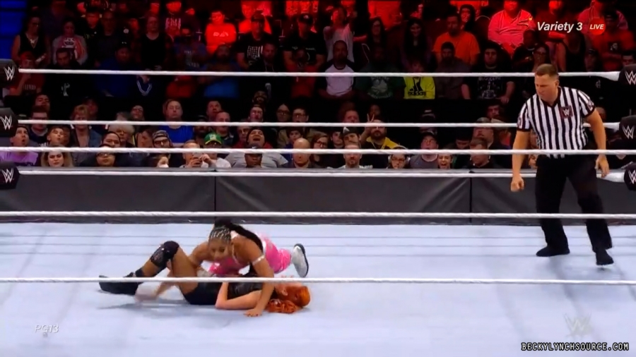 beckyraw20211101_00_14_38_15_Still1198.jpg