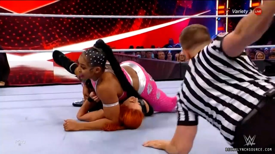 beckyraw20211101_00_14_40_00_Still1201.jpg