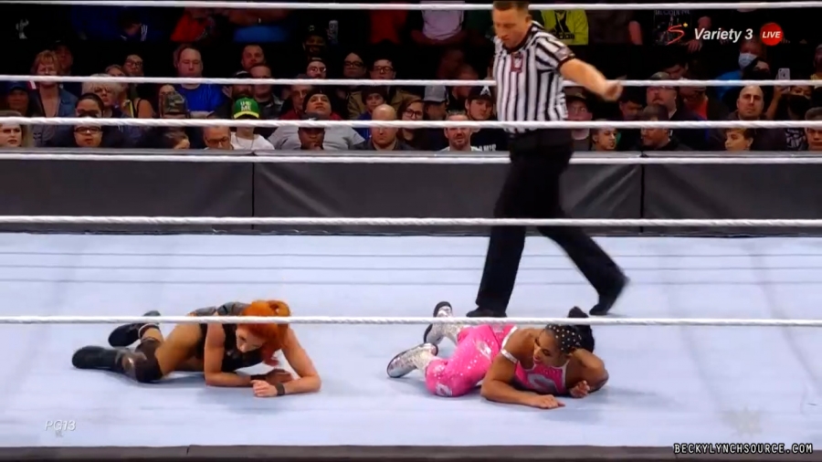 beckyraw20211101_00_14_43_15_Still1208.jpg
