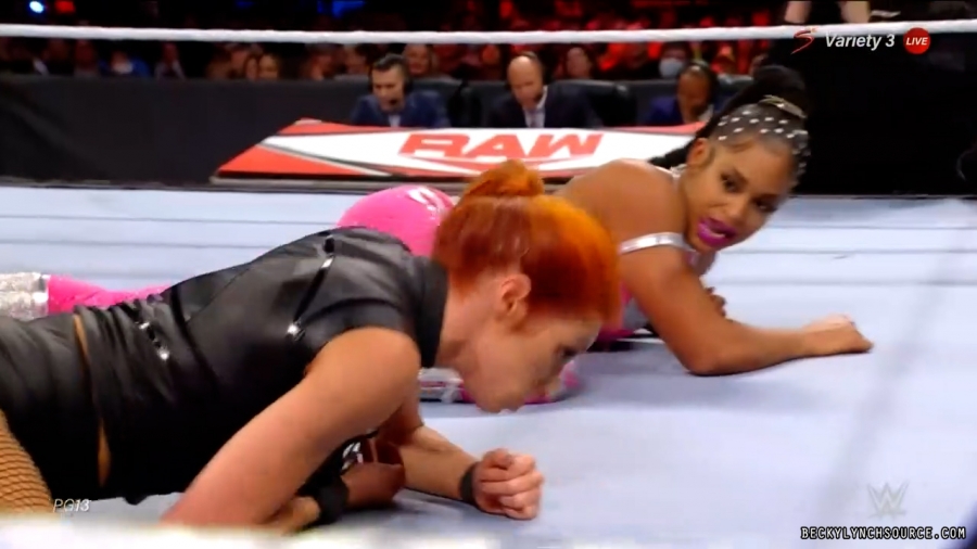 beckyraw20211101_00_14_44_00_Still1209.jpg