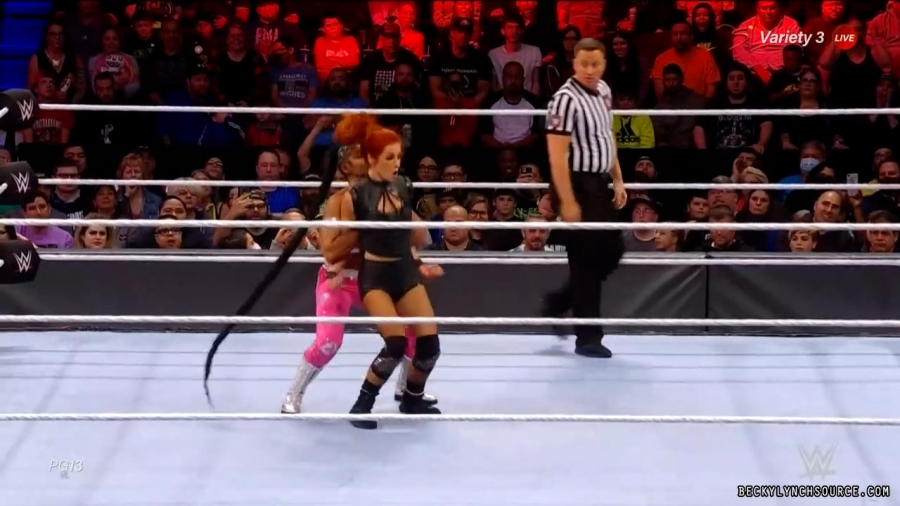 beckyraw20211101_00_15_14_15_Still1262.jpg