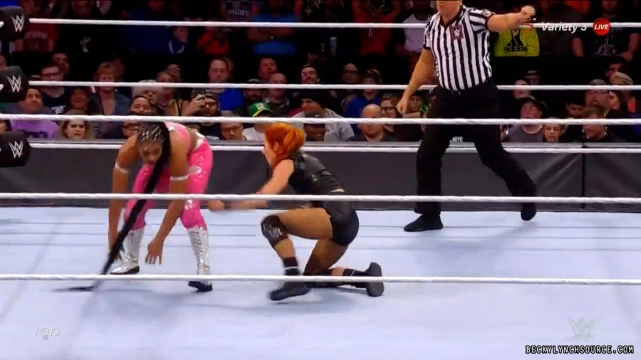 beckyraw20211101_00_15_24_15_Still1282.jpg