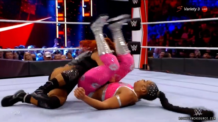 beckyraw20211101_00_15_26_00_Still1285.jpg