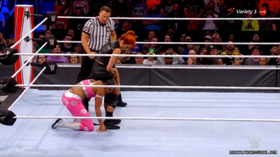 beckyraw20211101_00_15_40_15_Still1314.jpg