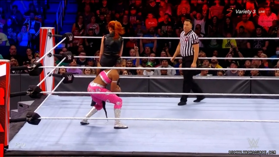 beckyraw20211101_00_15_47_15_Still1328.jpg