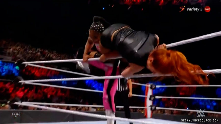 beckyraw20211101_00_15_52_15_Still1338.jpg