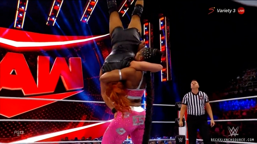 beckyraw20211101_00_16_06_15_Still1362.jpg