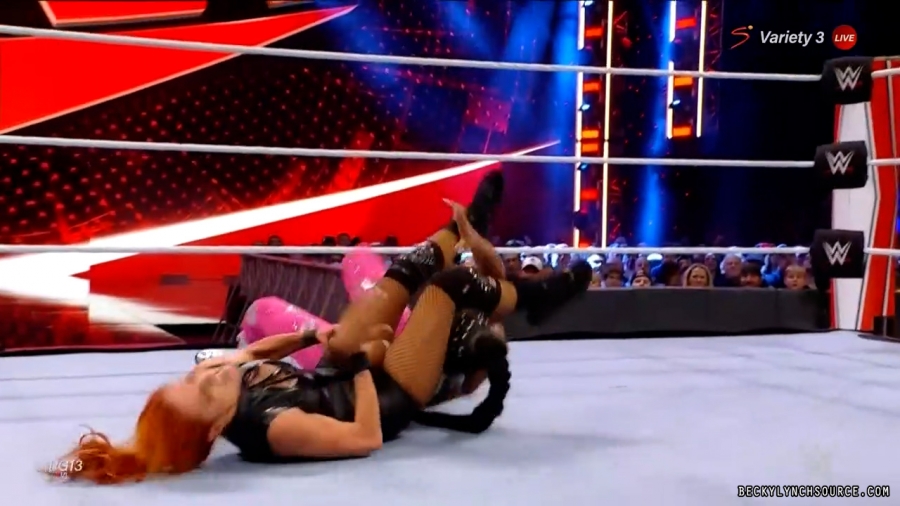 beckyraw20211101_00_16_11_00_Still1371.jpg