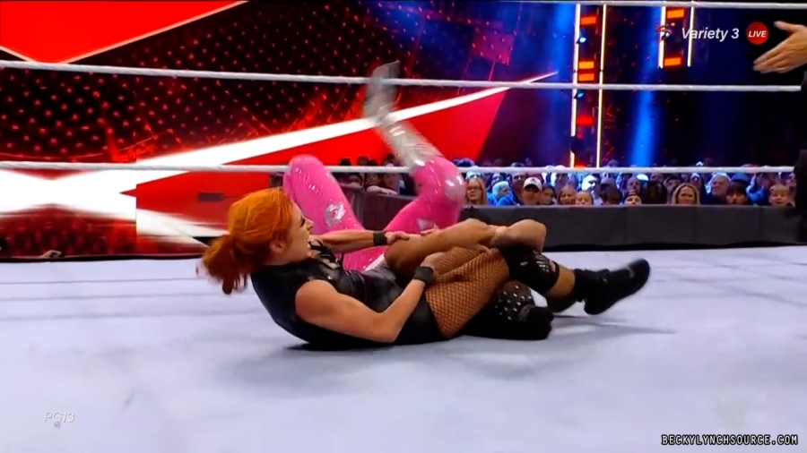 beckyraw20211101_00_16_12_00_Still1373.jpg