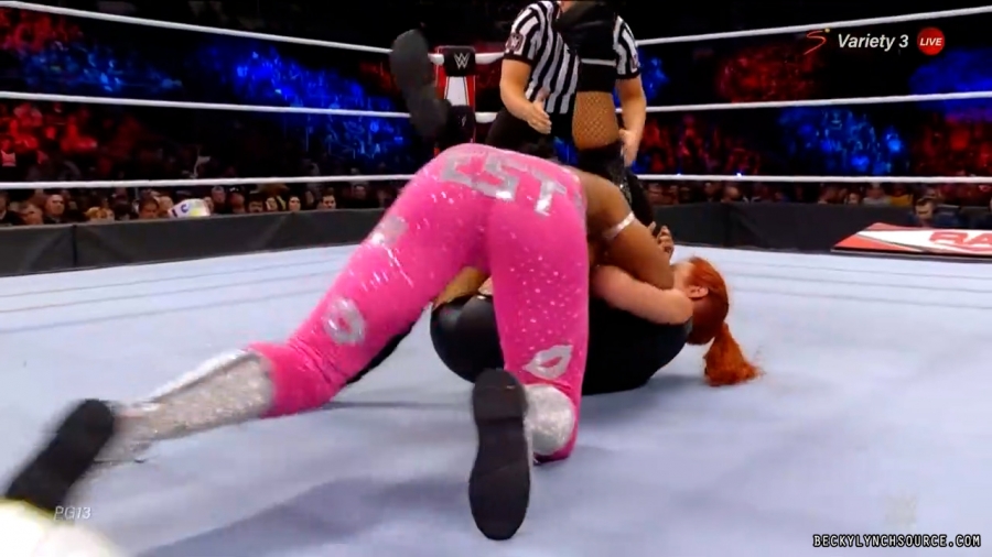 beckyraw20211101_00_16_20_15_Still1390.jpg