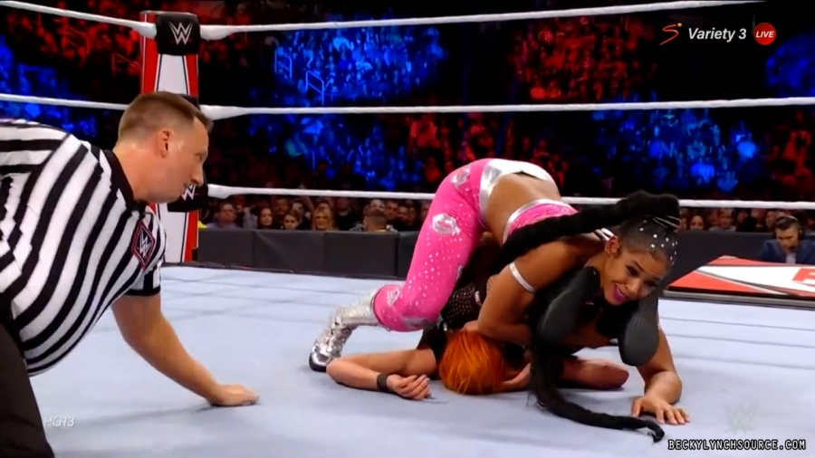 beckyraw20211101_00_16_51_15_Still1452.jpg