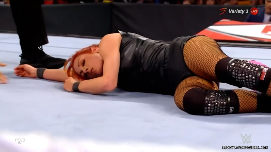 beckyraw20211101_00_16_59_00_Still1461.jpg