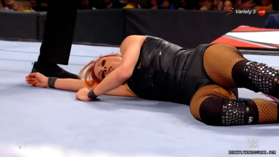 beckyraw20211101_00_16_59_15_Still1462.jpg