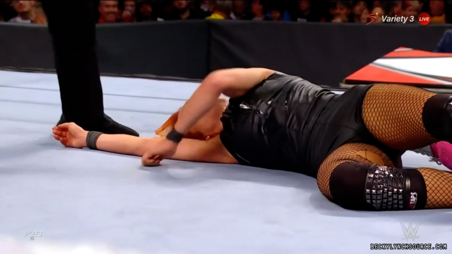beckyraw20211101_00_17_00_00_Still1463.jpg